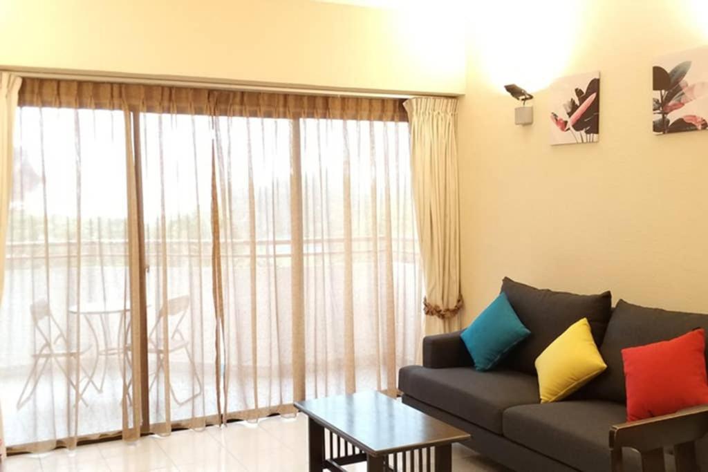 Poolview Resort Batu Ferringhi 502 - 2 Rooms 外观 照片
