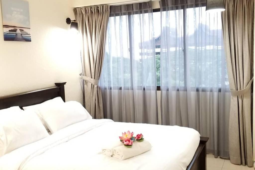 Poolview Resort Batu Ferringhi 502 - 2 Rooms 外观 照片
