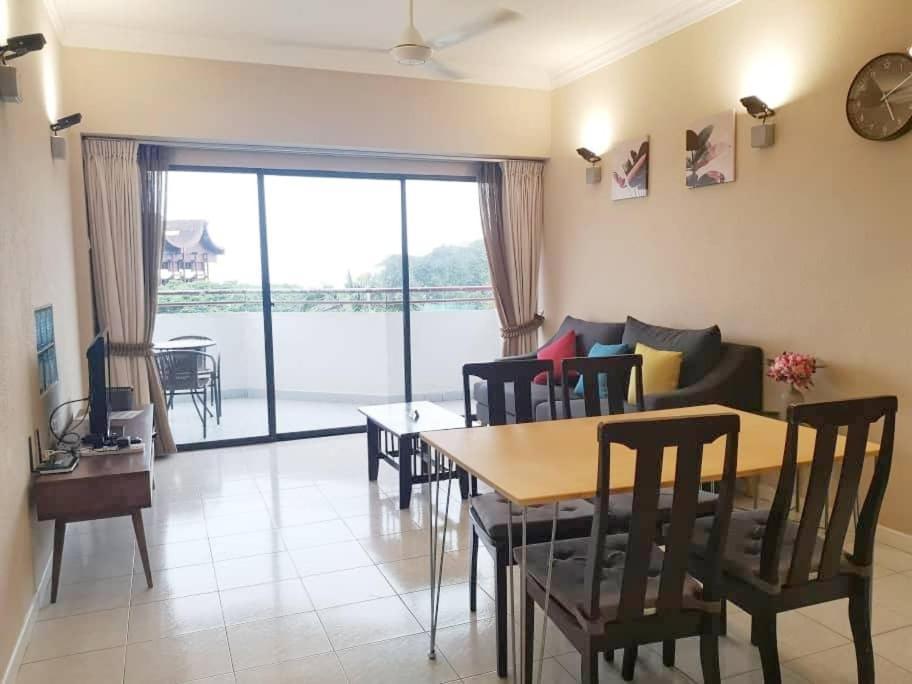 Poolview Resort Batu Ferringhi 502 - 2 Rooms 外观 照片