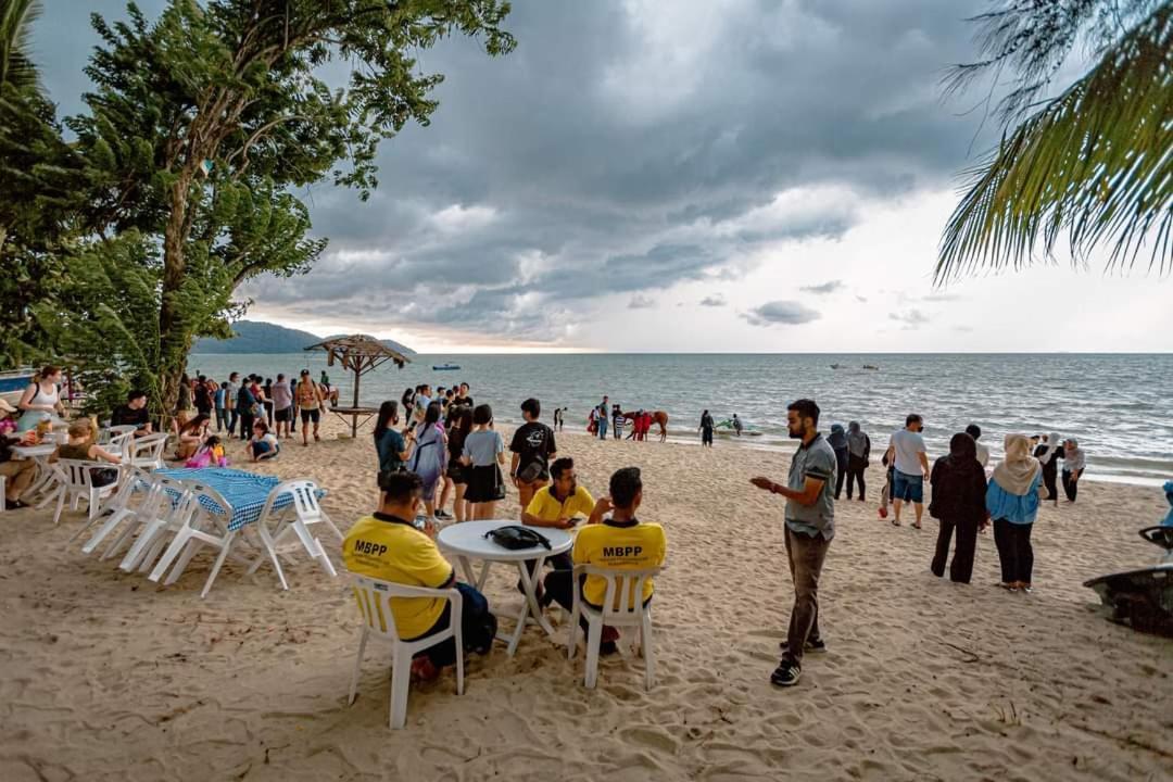 Poolview Resort Batu Ferringhi 502 - 2 Rooms 外观 照片